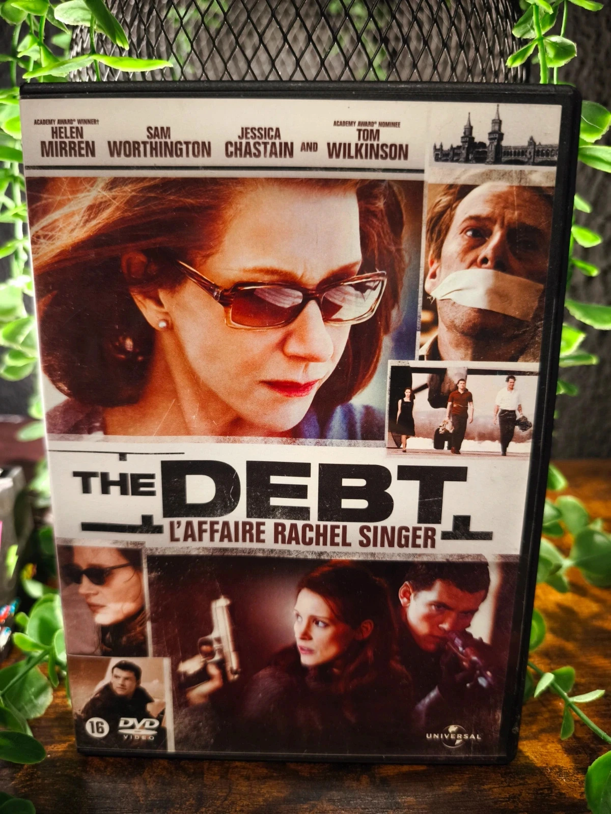 The DEBT L'affaire Rachel Singer
